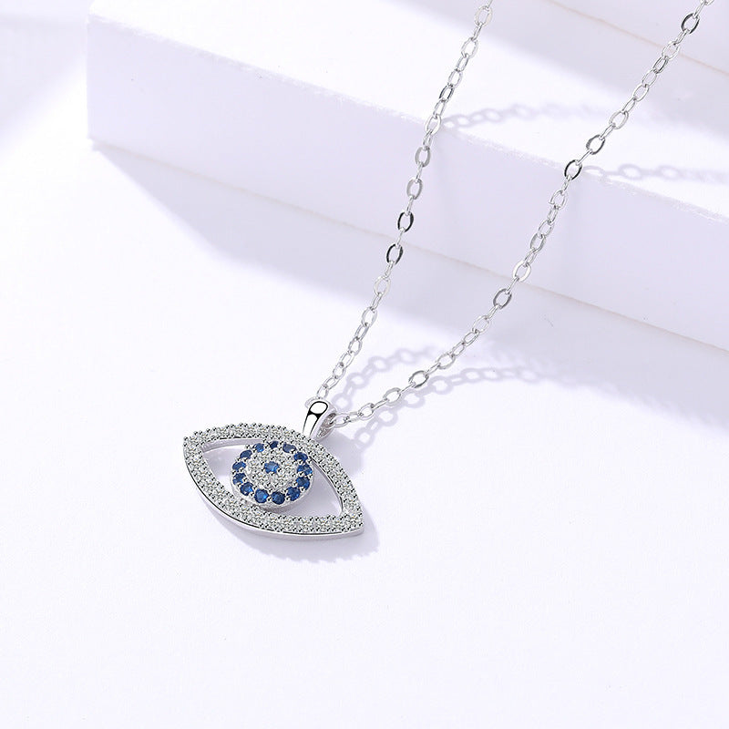 Silver Eye - Necklace